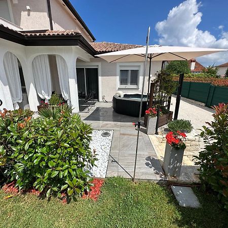 Villa Zonta Apartment Maremi With Private Jacuzzi Buje Extérieur photo